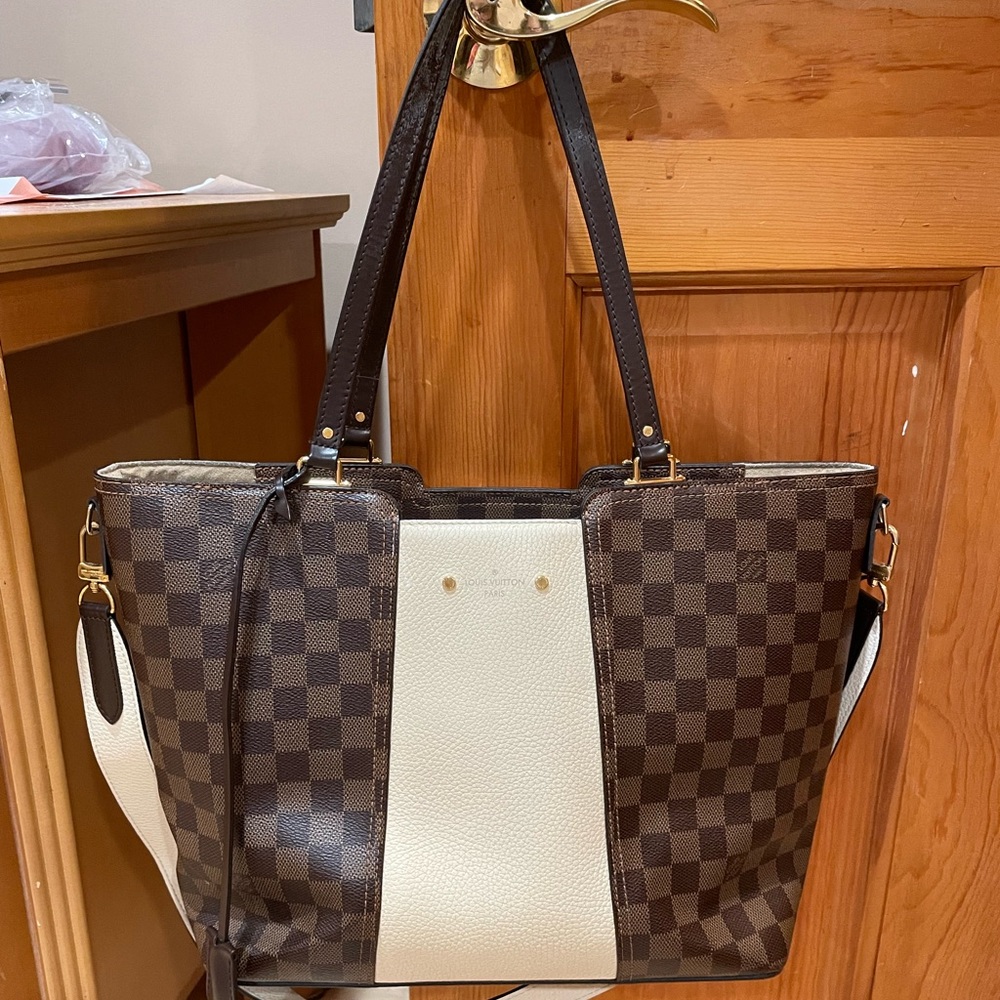 Authentic Louis Vuitton Bag